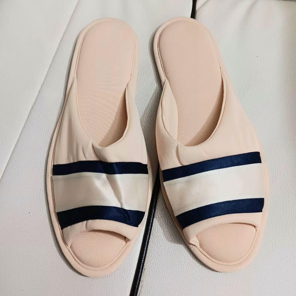 60s Vintage 💙 NWOT Vanity Fair Women's Large Slippers Washable - Picture 3 of 4